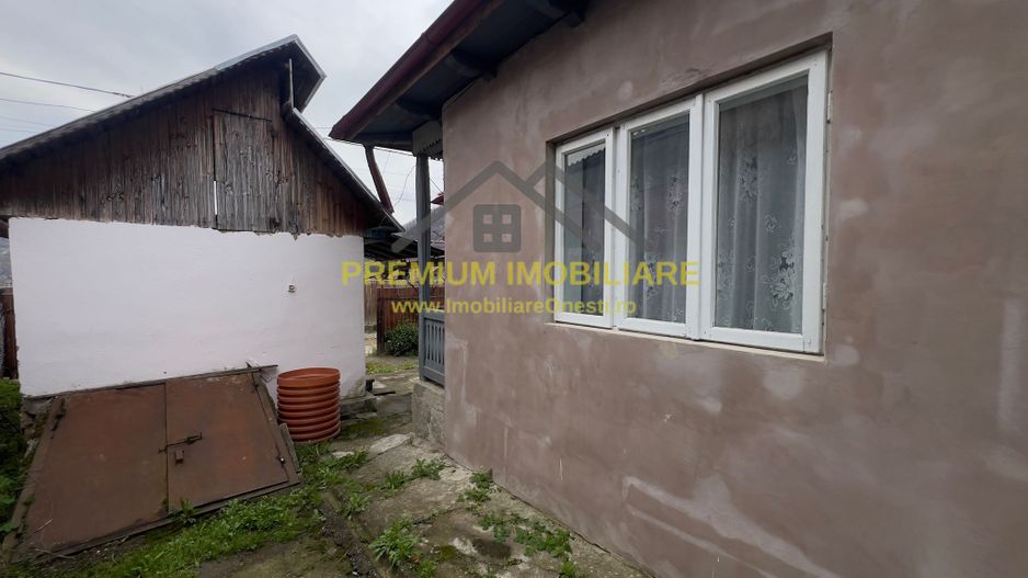 Casa de vanzare in statiunea turistica Tg-Ocna - Poză 3