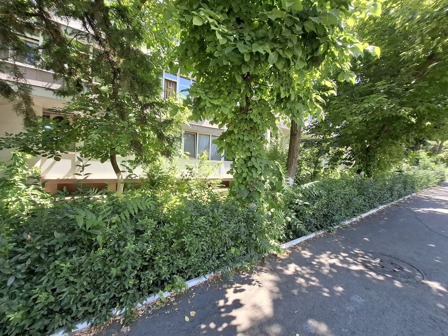 Bloc stradal, REABILITAT, vedere mixta, FARA RISC SEISMIC, NEGOCIABIL - Poză 4