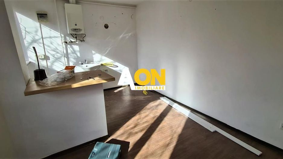 Spatiu de Inchiriat, Pretabil Birouri/Salon, 90 mp - Poză 3