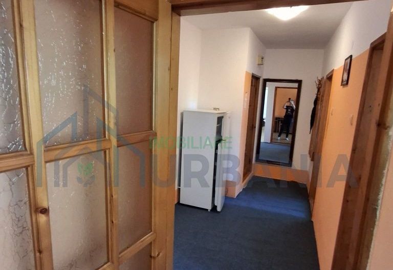 Apartament 2 camere decomandat de închiriat în zona Tudor Vladimirescu - Poză 1