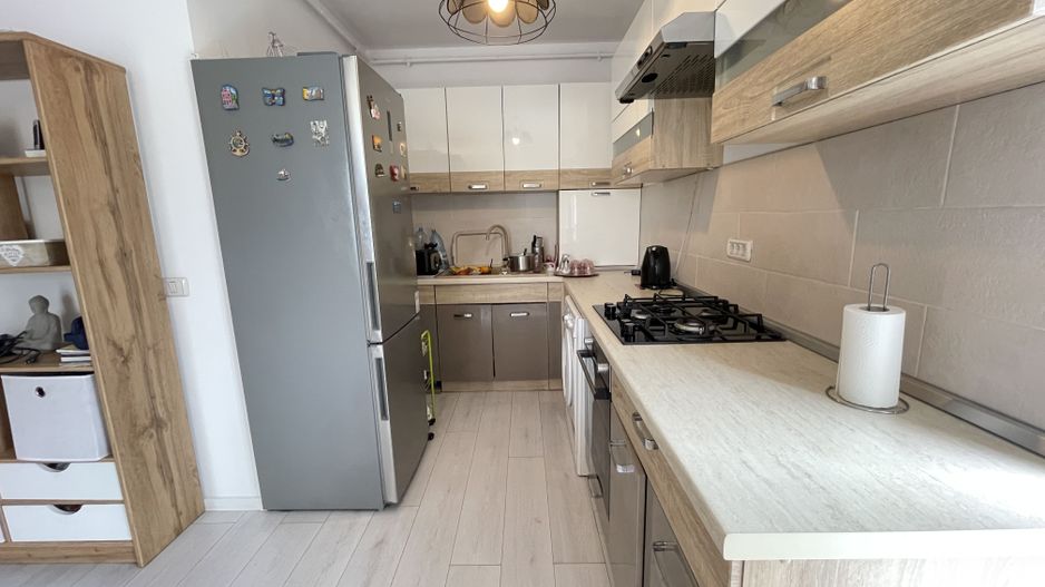 Apartament mobilat si utilat complet - Poză 8
