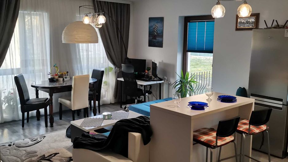 Apartament cu loc de parcare privat | Tractorul | Coresi - Poză 1