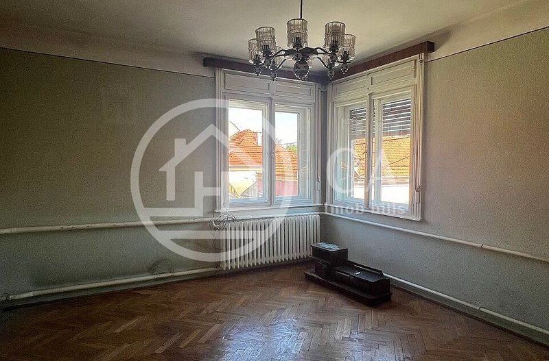 Apartament cu 3 camere de vanzare zona Muzeul Tarii Crisurilor Oradea - Poză 8
