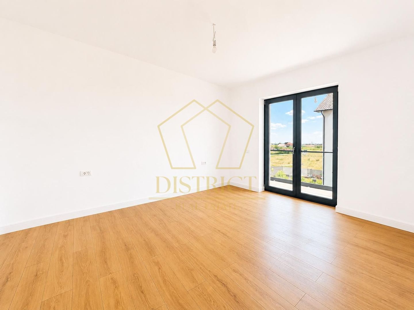 COMISION 0 | Apartament deosebit cu 4 camere | Torontalului - Poză 7