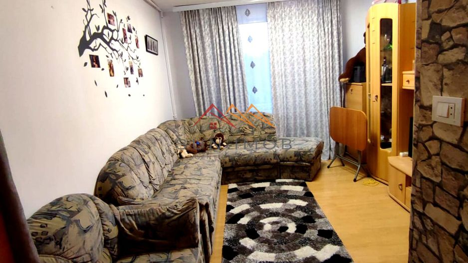 GARSONIERĂ DE VÂNZARE | ZONĂ CENTRALĂ CÂMPINA | 29.990 EUR - Poză 1