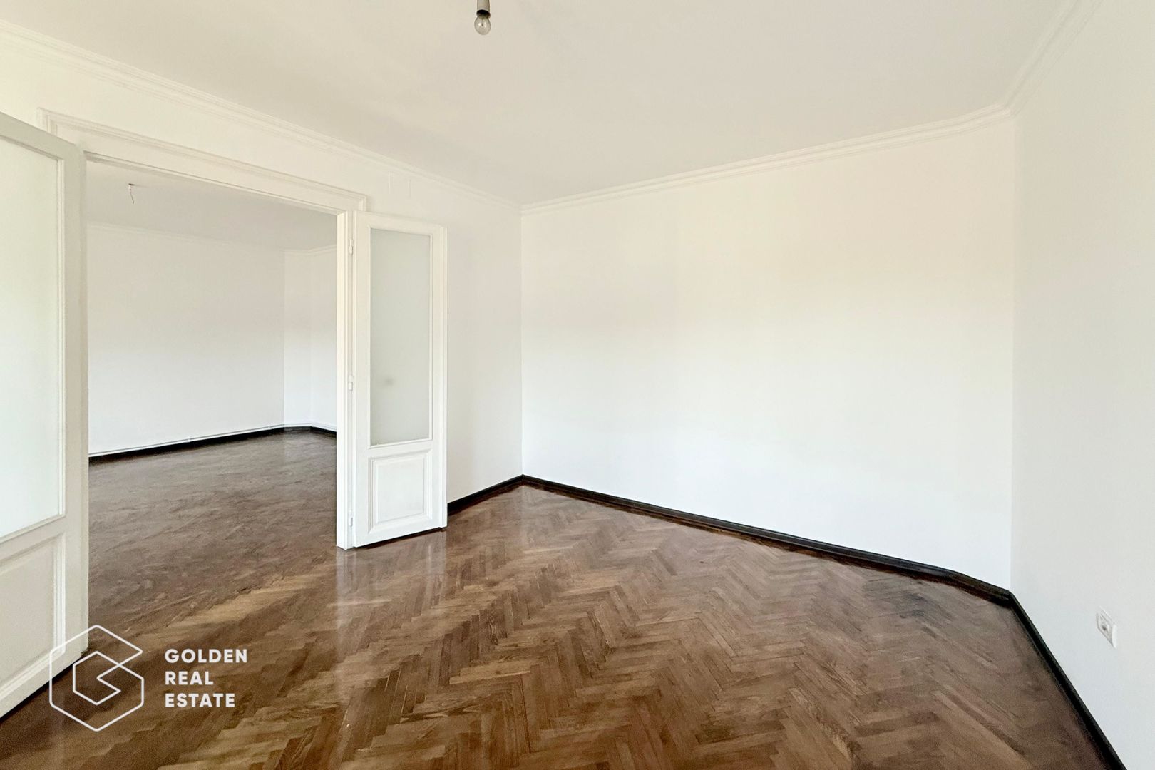 Apartament spatios la casa, 92 mp, zona Centrala, comision 0% - Poză 1