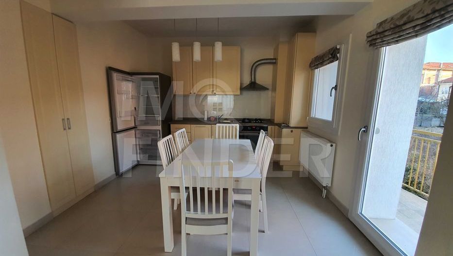 Inchiriere 4 camere Andrei Muresanu 120 mp, imobil mic, garaj - Poză 3