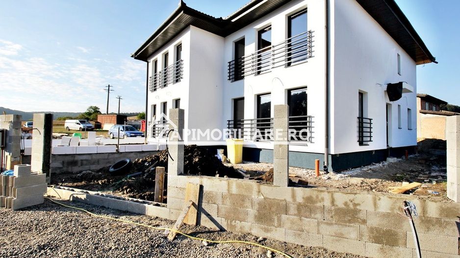 Casa la cheie 4 camere,2 bai,105mp,288 mp teren, 0% comision - Poză 10