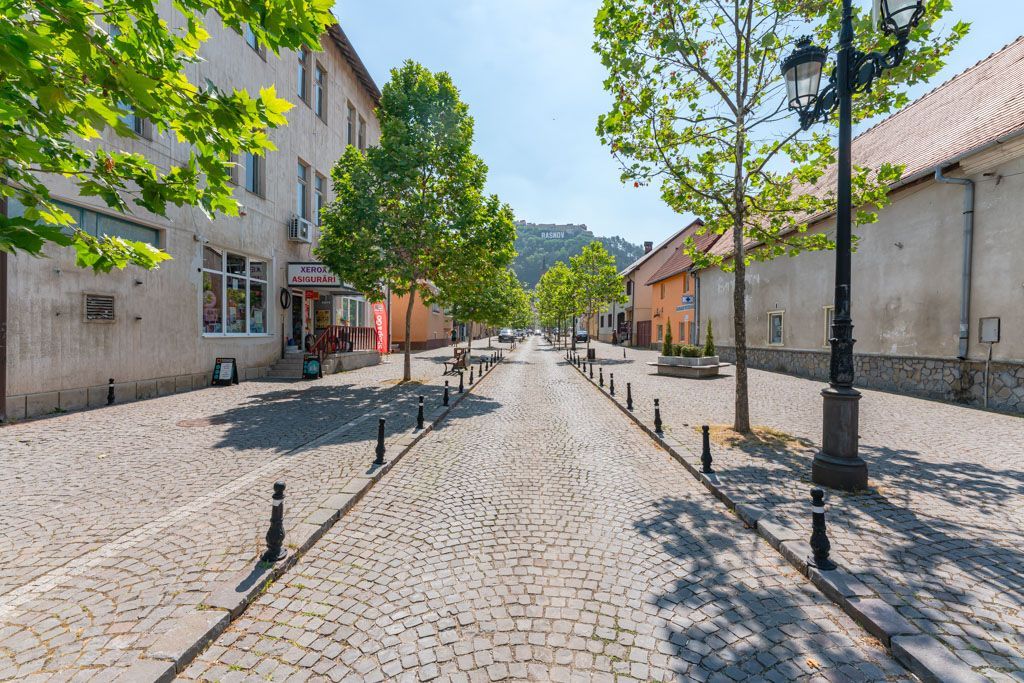 Pensiune Rosenau de vânzare - Afacere la cheie lângă Cetatea Râșnov - Poză 32