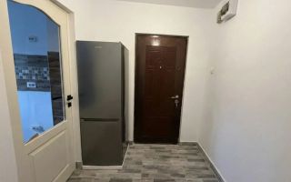Apartament cu 2 camere -etaj intermediar - renovat complet - Poză 10