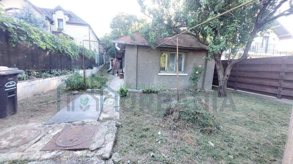 Casă tradițională în zona Tg. Cucu - Podul de Fier, teren 267 mp, C.U. pentru reconstruire și supraetajare P+1 - Poză 2