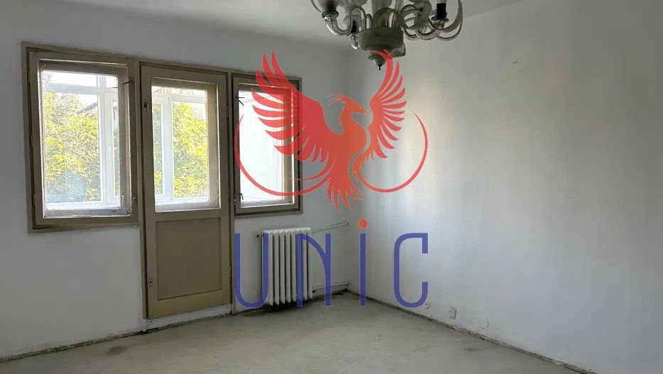 Apartament 2 camere - Rovine, etaj 3/4 - 72 000 euro - Poză 3