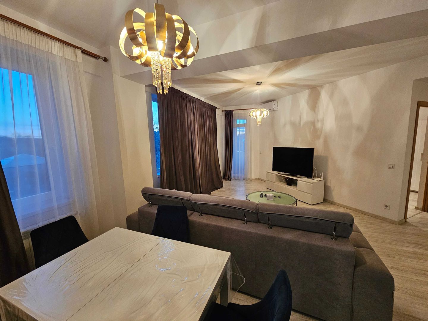 Inchiriez 3 camere 120 mp, New Residence Ghencea - Poză 3