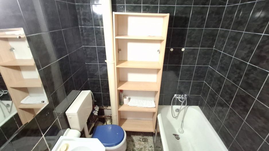 Apartament de vanzare 2 camere decomandat   Luica 35. - Poză 9