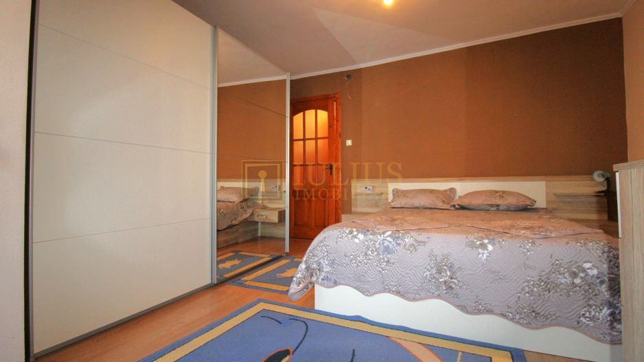 3 camere, centrala proprie, boxa la subsol - Poză 1