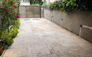 Vila frumoasa ,localizata central\ Unirii Square\Proprietar - Poză 6