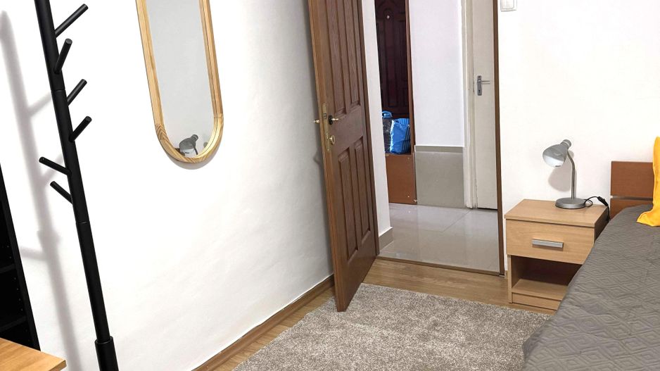 🏡 Închiriez Apartament cu 2 camere , loc de parcare, 250 m metrou Titan - Poză 6