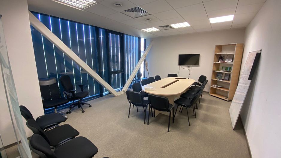 Spațiu de birouri de 375 mp - Poză 16