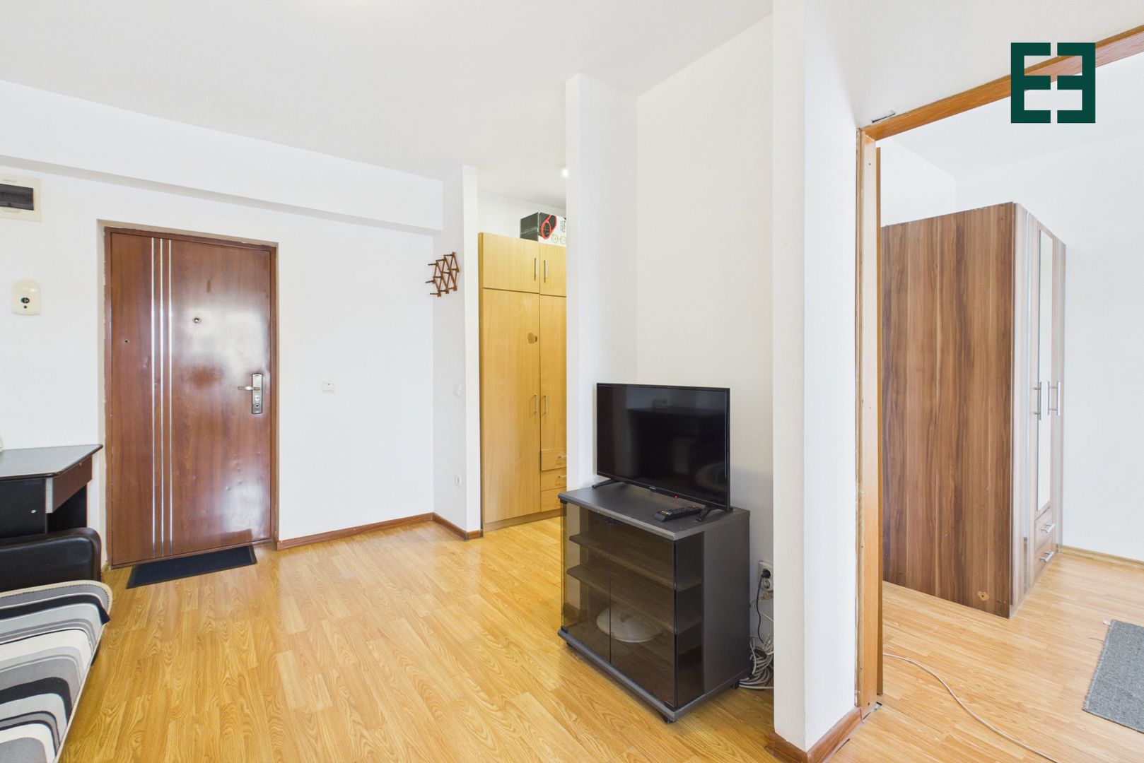 De închiriat - Apartament cu 2 camere -  Zona Confecții - Arad - Poză 14