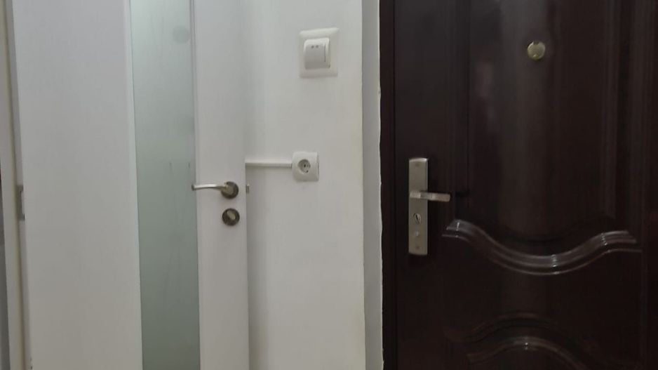 De vanzare apartament cu o camera, parter, I.C.Frimu 43.000 euro - Poză 7