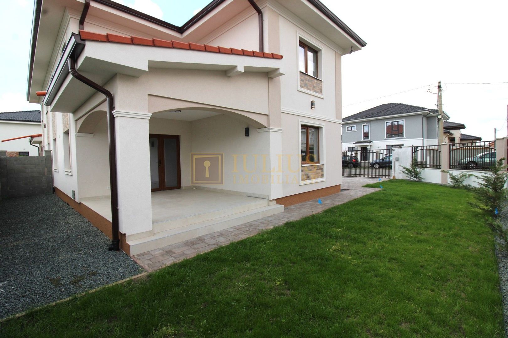 Casă modernă – prima închiriere | Dumbrăvița, zona Cora - Poză 4