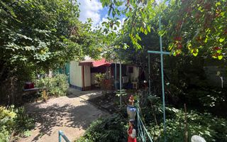 "Casa bunicii" pe un lot de teren de 307 mp - Poză 1