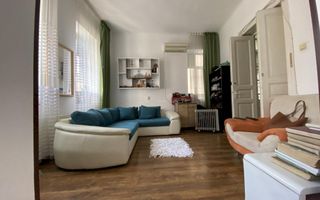 Casa renovata adiacent Dacia si Stefan cel Mare - Poză 1