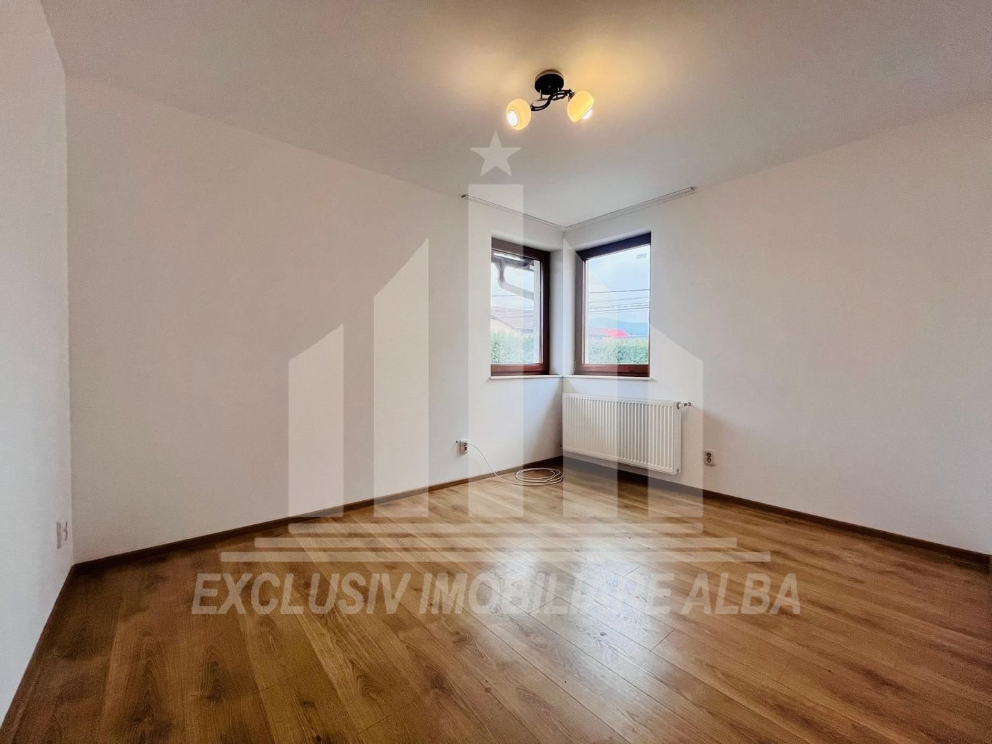 Casa insiruita aproape de Kaufland - Poză 9