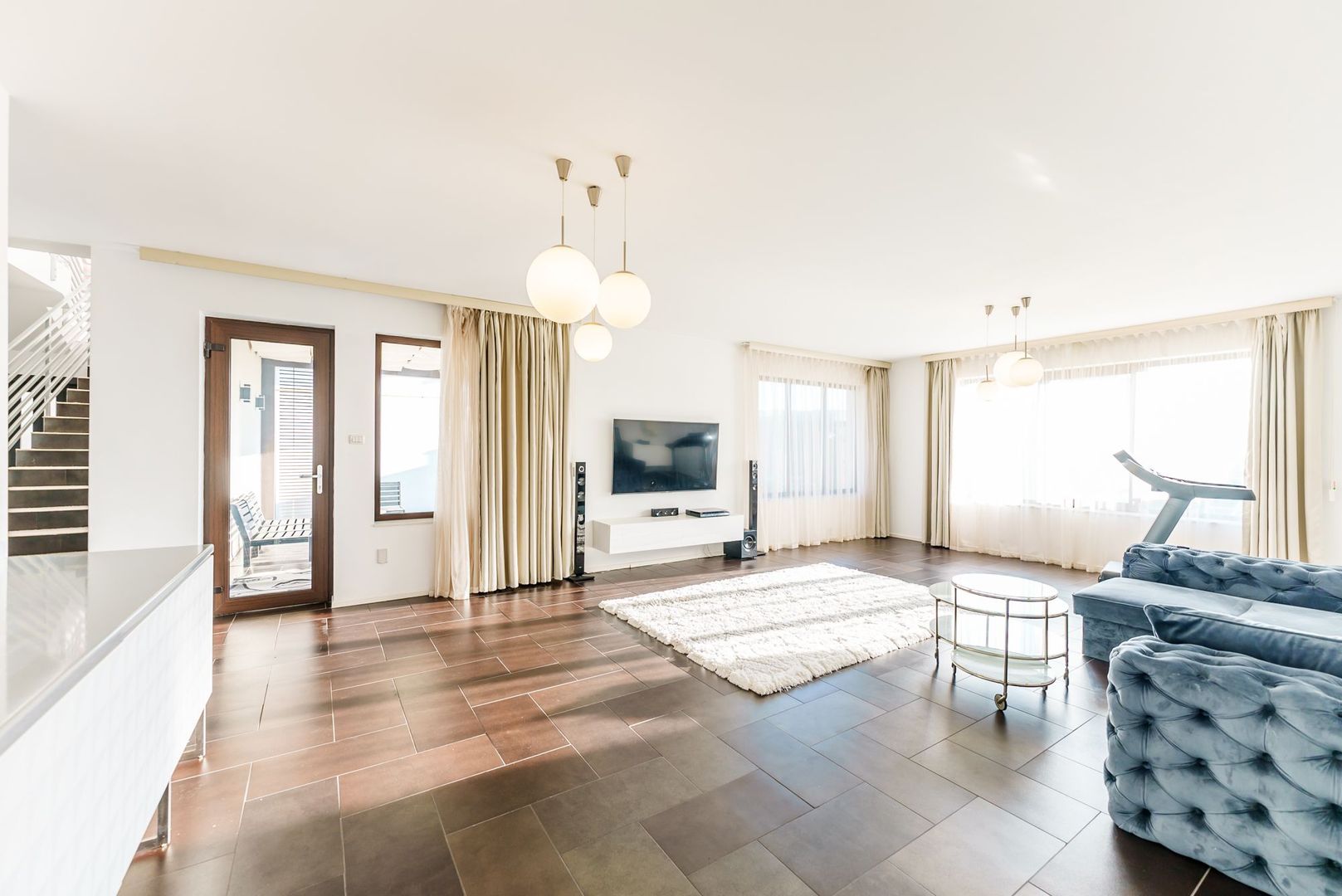 Casă superbă în Sânnicolau Mic - Poză 2