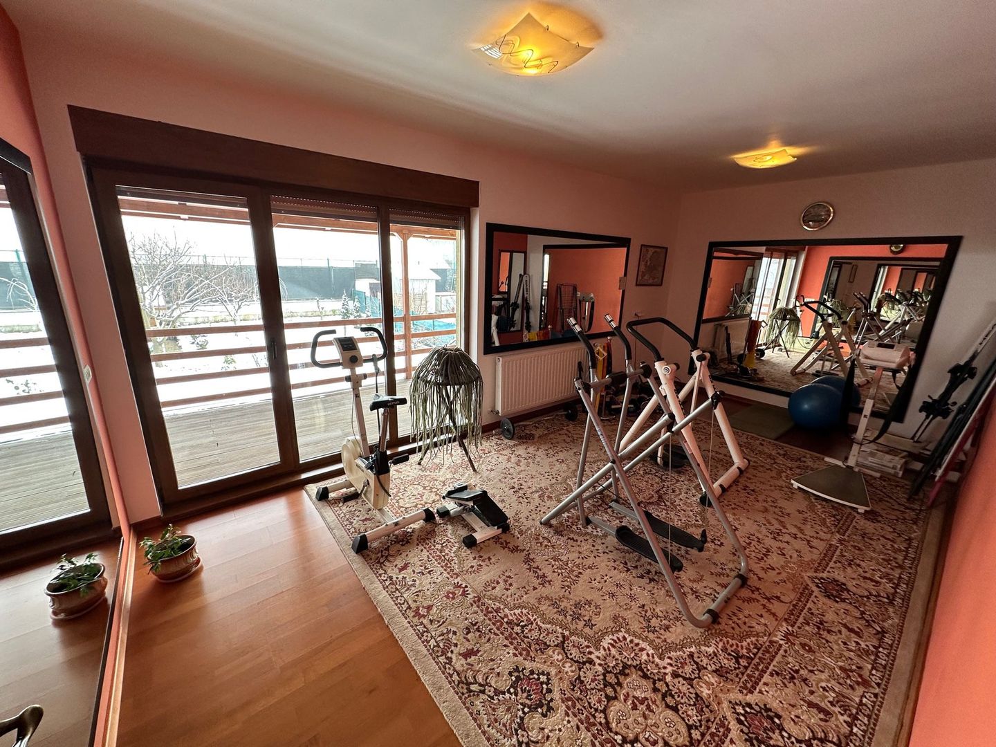 Casa calduroasa și primitoare  Dumbravita - Parc Primărie - Poză 10