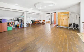 Vilă 10 camere + spațiu comercial | teren 1.300 mp | Otopeni 23 August - Poză 25