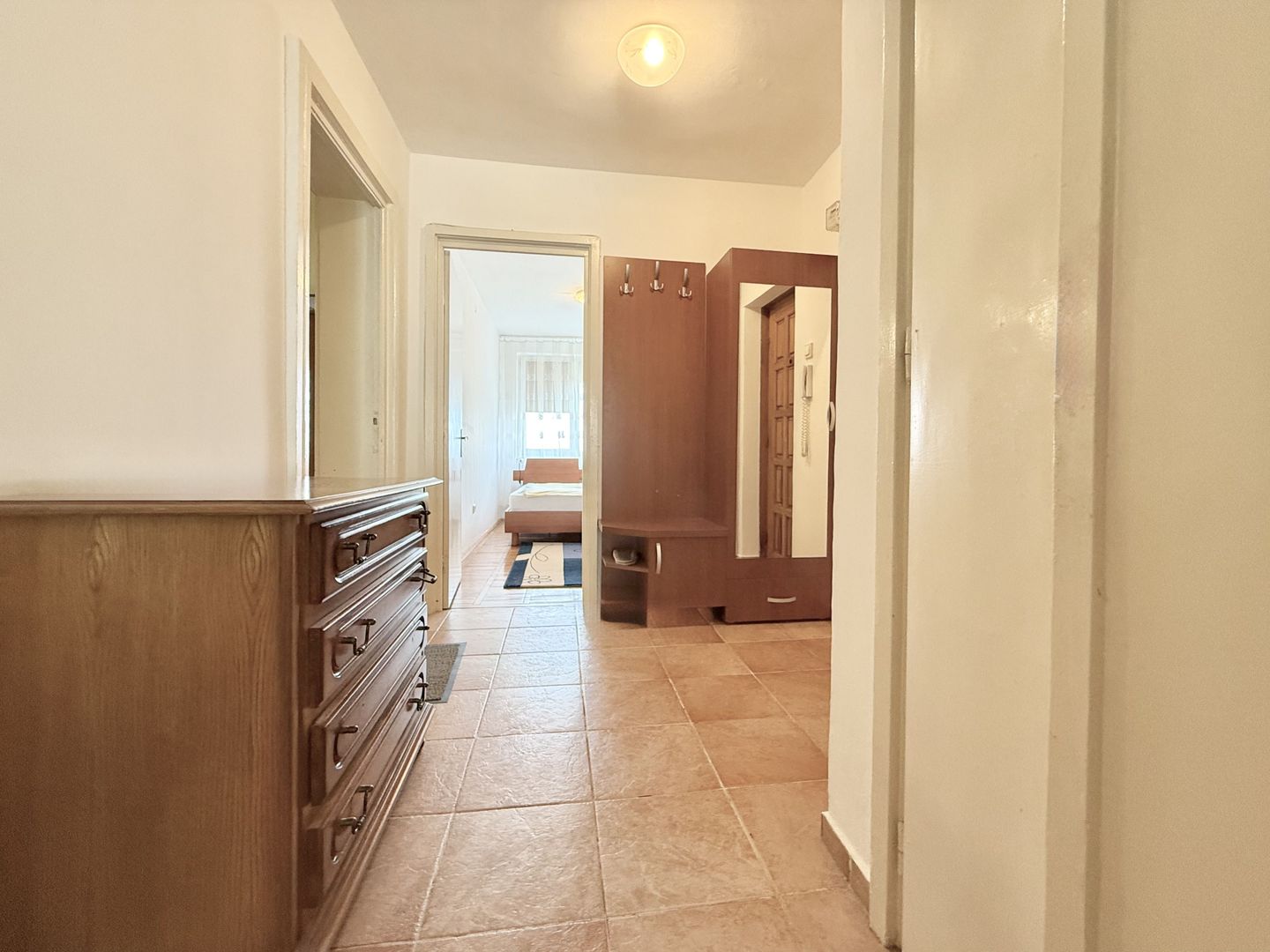 Apartament cu 3 camere zona Central - Medicină - Poză 10