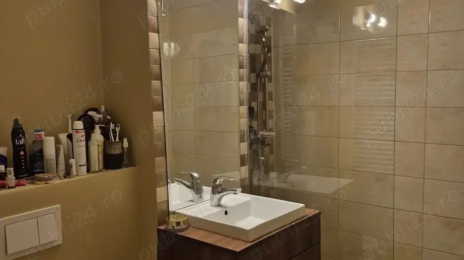 Aradului | 4 camere | Decomandat| Etaj intermediar | 3 balcoane si boxă - Poză 7