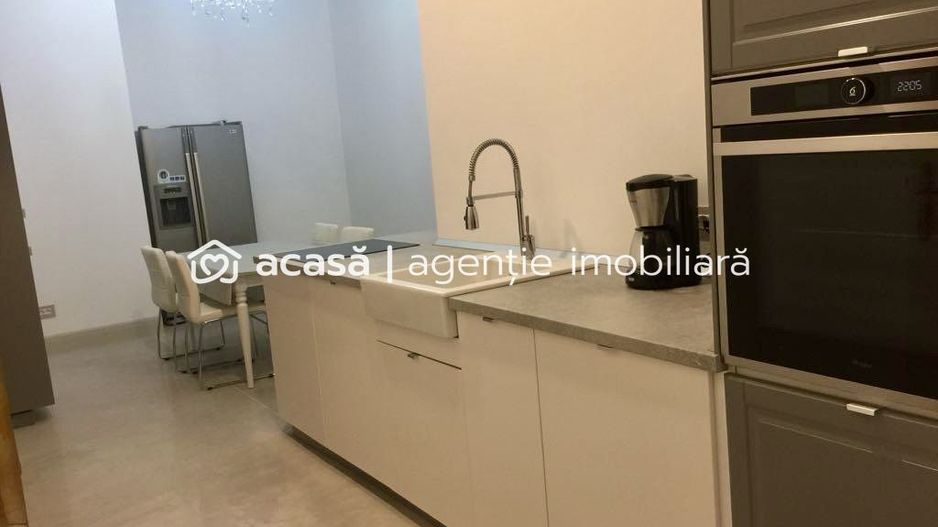 Apartament de 190 mp cu 3 camere de LUX pe Metianu Comision 0 - Poză 7