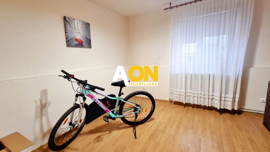 Apartament cu 2 dormitoare, renovat, mobilat, parter inalt, Cetate - Poză 8