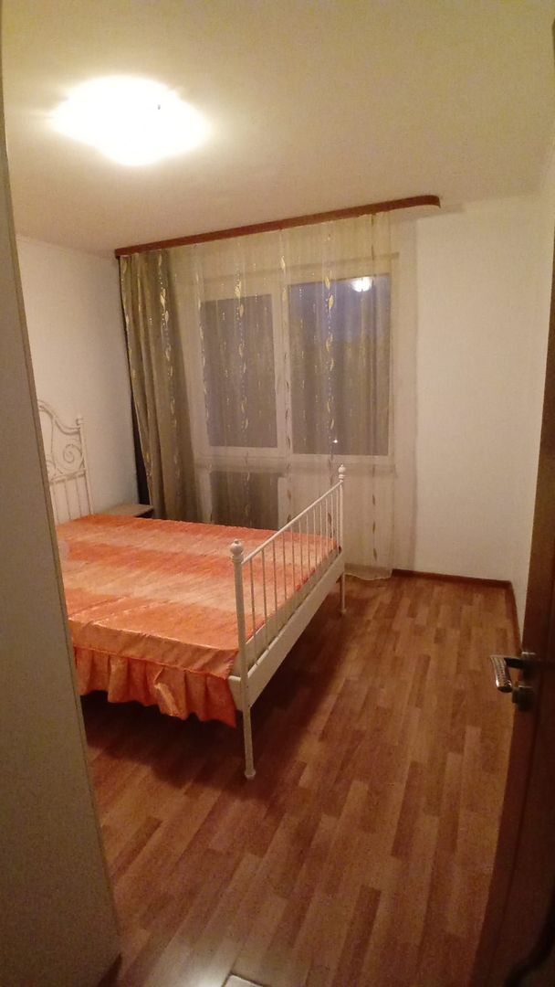 AP. 2 CAMERE CRANGASI, BUCATARIE INCHISA, REABILITAT, METROU 5 MINUTE - Poză 3