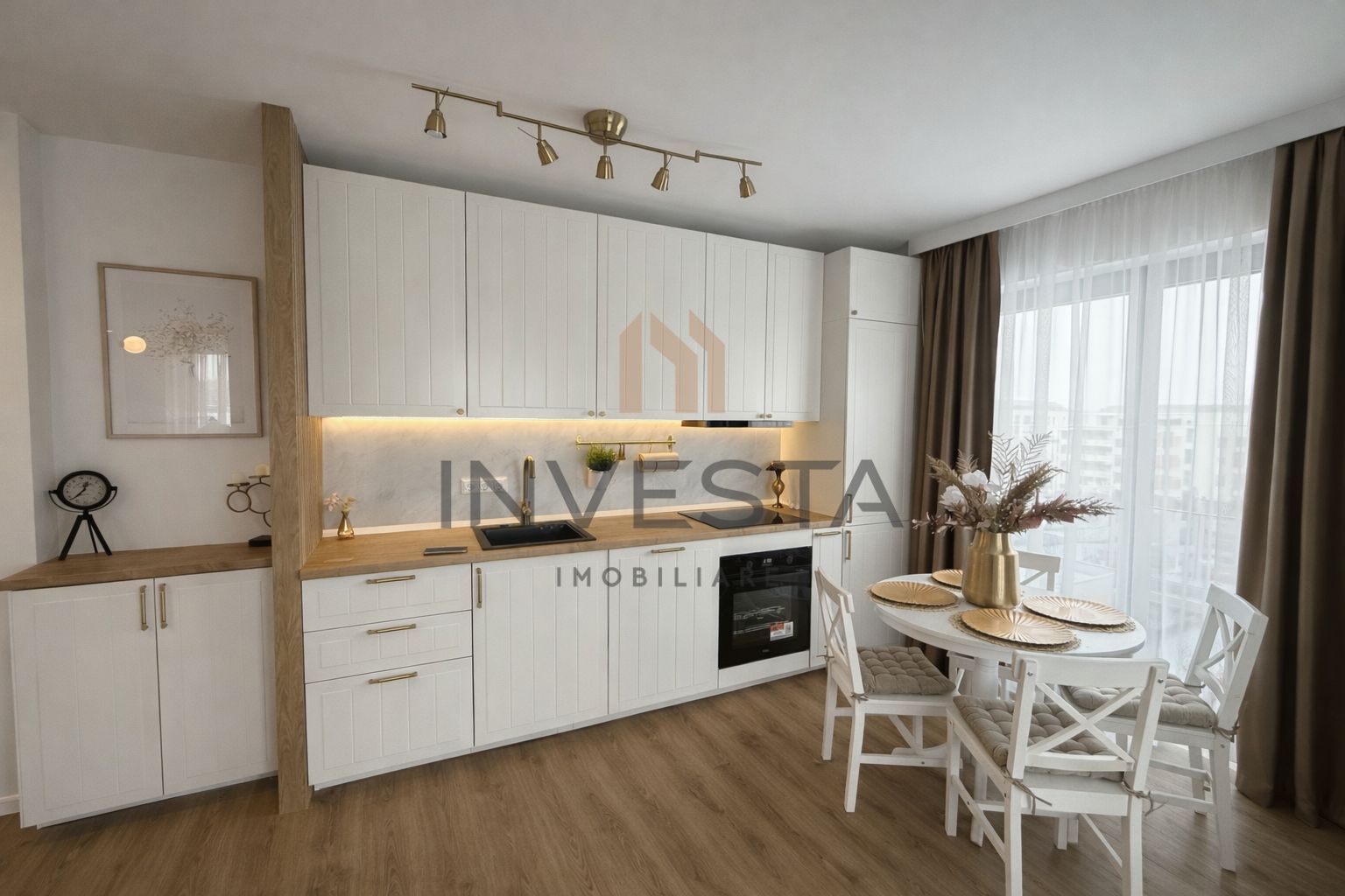 2 camere - finisaje de lux, Intre Lacuri | Bloc nou, etaj intermediar - Poză 2