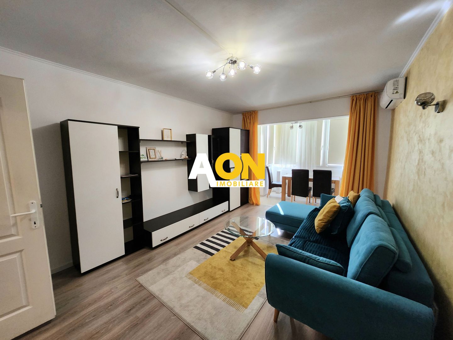 Apartament 2 camere, mobilat,utilat, Cetate, zona 0 - Poză 1