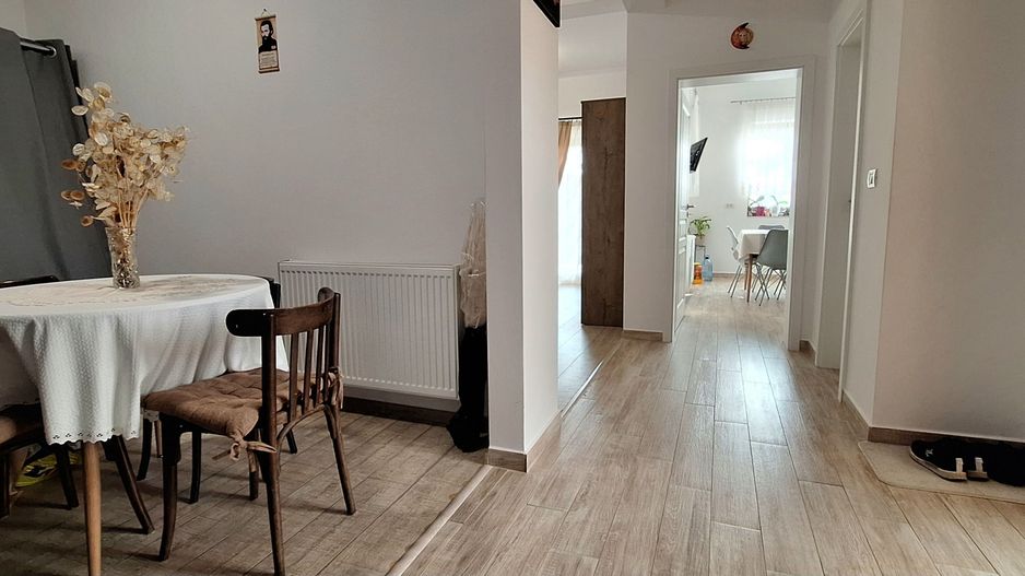 Duplex parter cu teren de 343mp - Poză 5