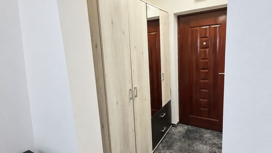 Apartament 1 camera SD 33 mp Podul de Piatra 350 euro - Poză 6