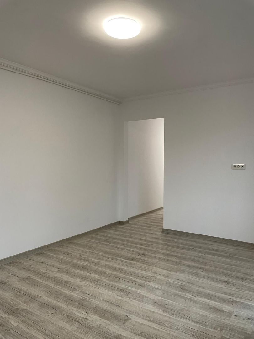 Apartament 3 camere Emil Racovita Ocazie. - Poză 4