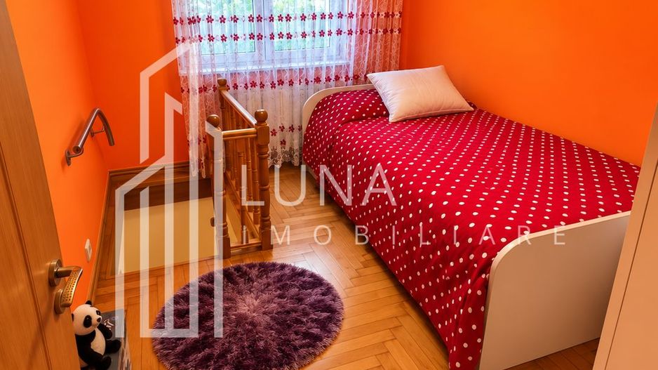 Apartament 3 camere + cameră amenajată la subsol | 2 băi | Tractorul - Poză 2