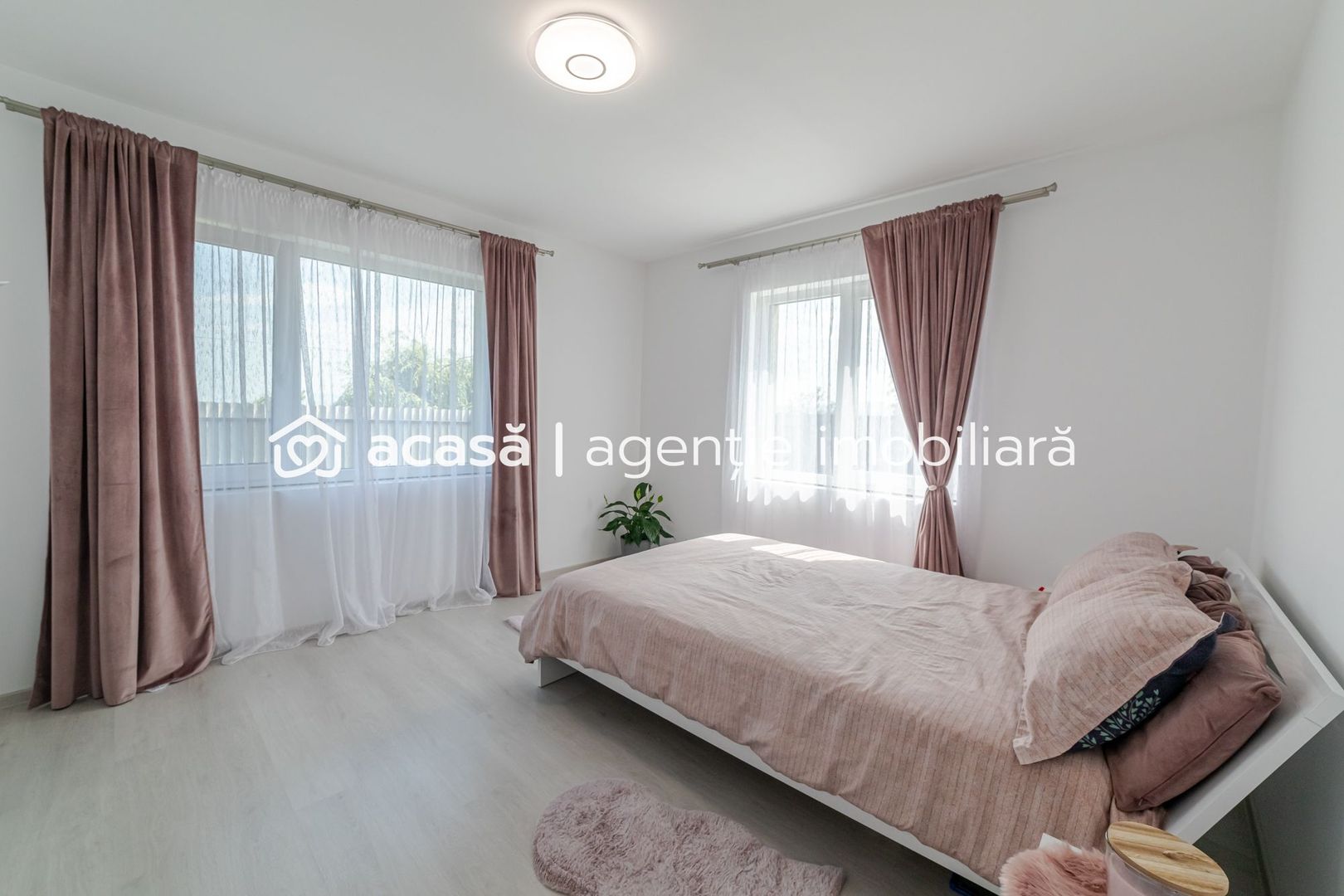 Nou! Casă frumoasă în Sâmbăteni - Poză 10