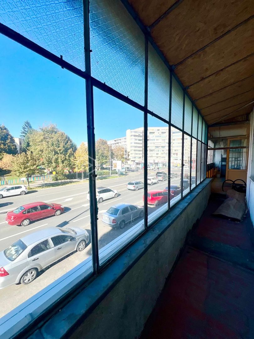 Apartament cu 3 camere, et 1, vizibilitate excelentă, zona Fortuna - Poză 8