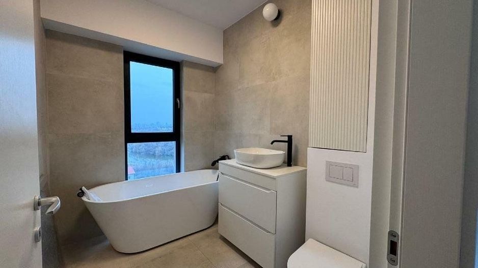 Prima inchiriere | Sisesti | 4 camere | Parcare | Vedere superba - Poză 6