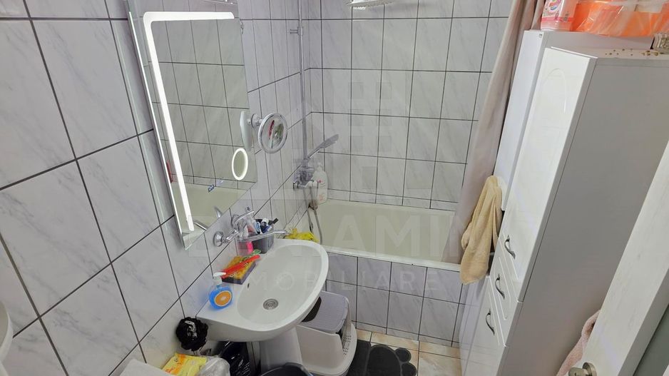 2 camere decomandat- etaj 2- 77mp- ultracentral - Ramada - Poză 7
