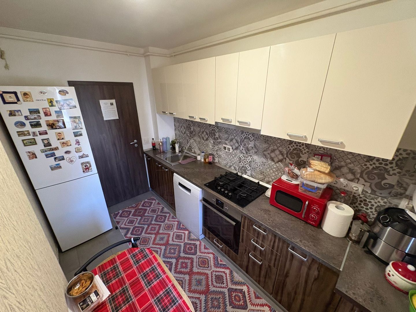 Apartament 2 camere decomandat, 53 mp, parcare inclusă – Borhanci. - Poză 2