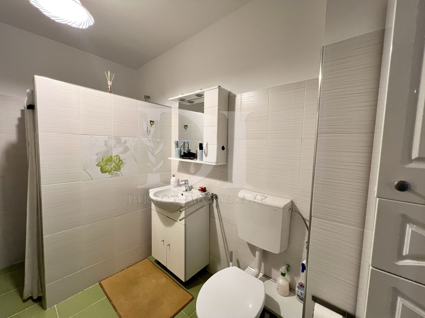 Apartament trei camere / Parcare / Zona Florilor - Poză 13