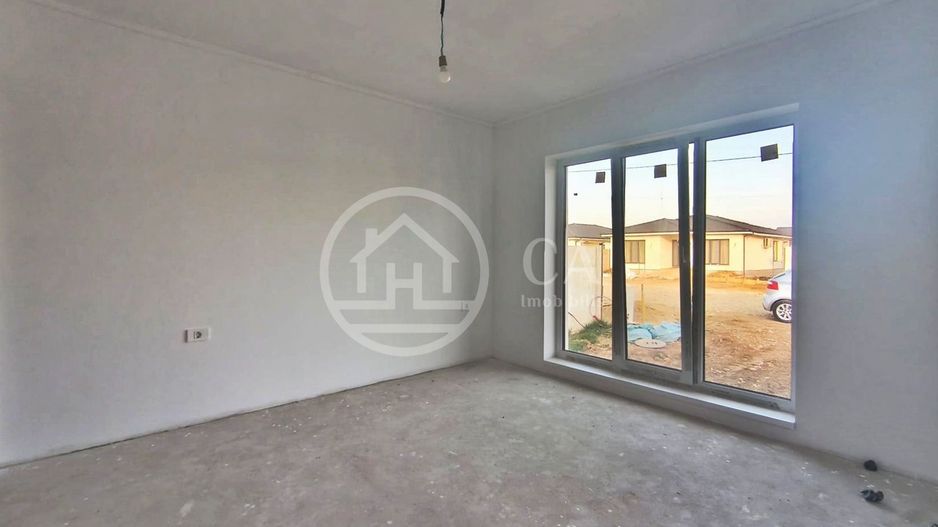 Casa de vanzare cu 4 camere in Santandrei, Bihor - Poză 6