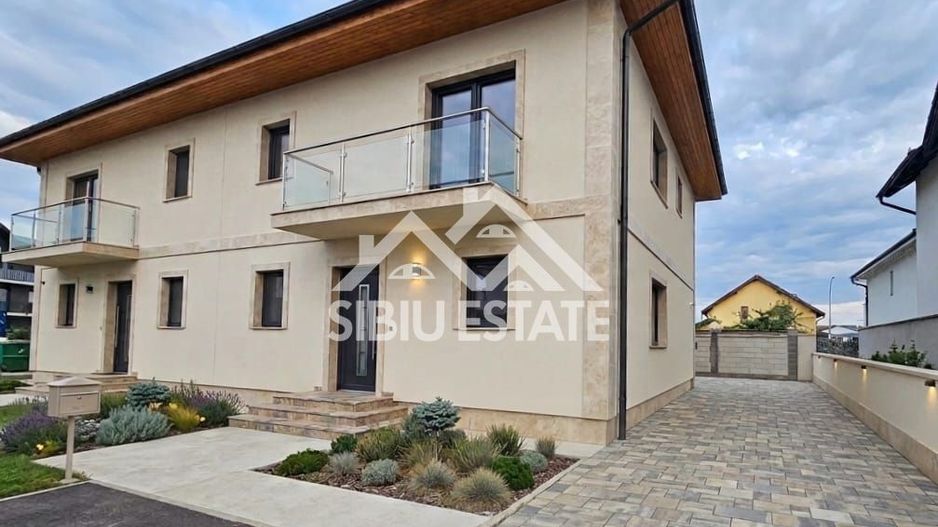 Casa Sibiu, Selimbar 4 camere, 2 bai NOU - Poză 7